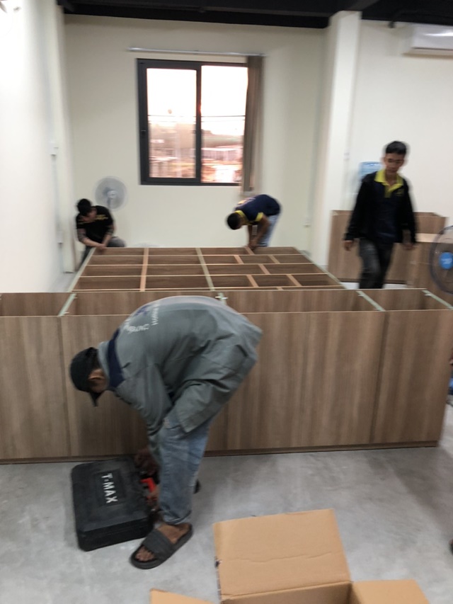 Đội ngũ nhân viên làm việc uy tín & tận tâm