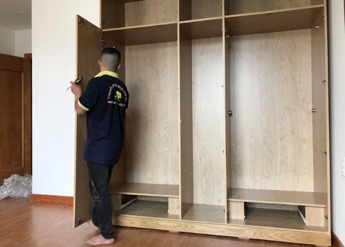 Tháo lắp và vận chuyển tủ quần áo nhanh gọn ở TP Hồ Chí Minh